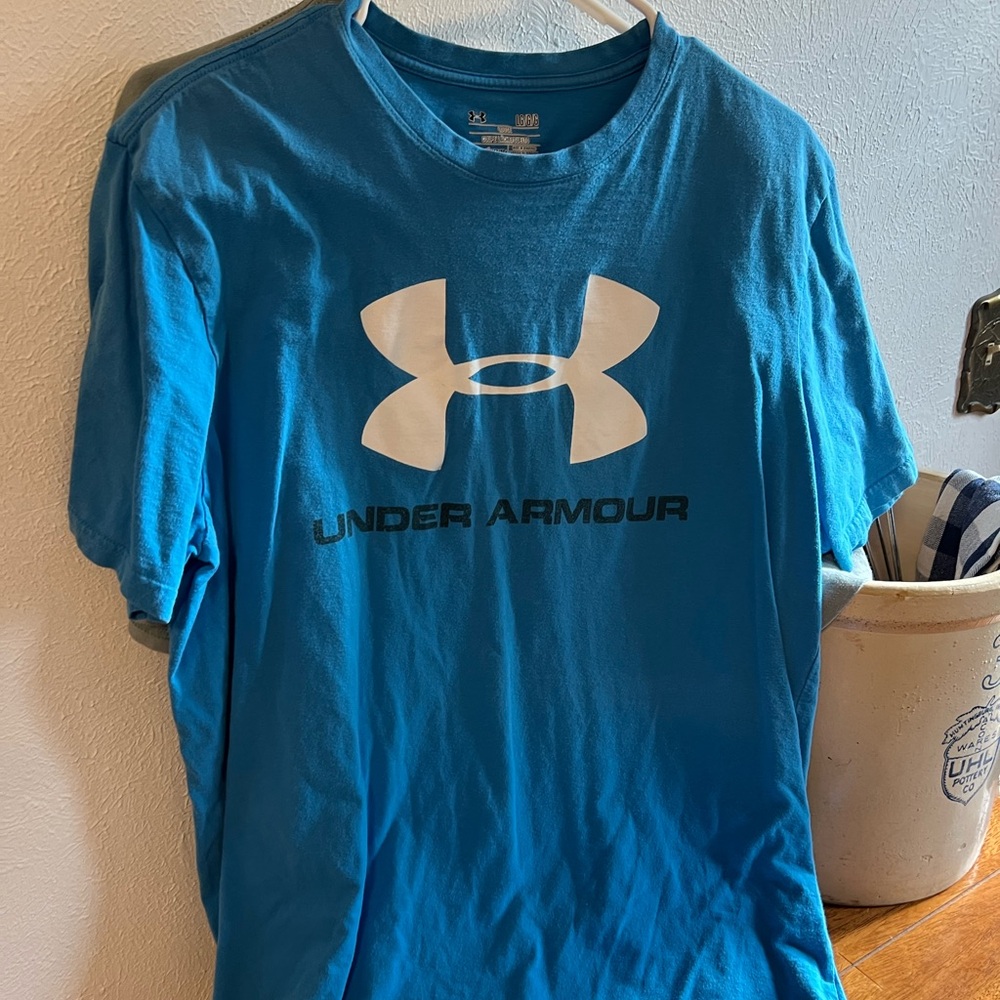 Under armour mens large